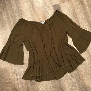 GREEN OFF THE SHOULDER TOP